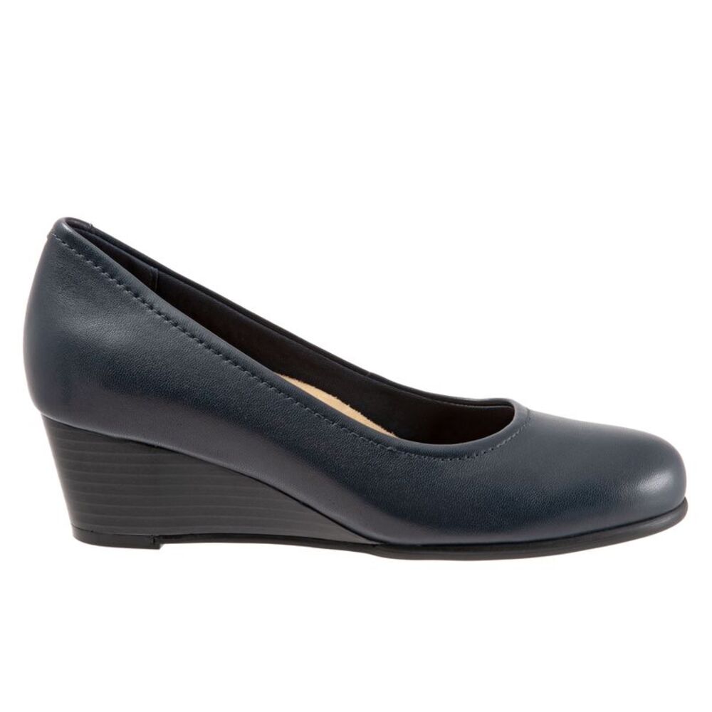 Trotters Womens Winnie Blue Shoes (NWT)